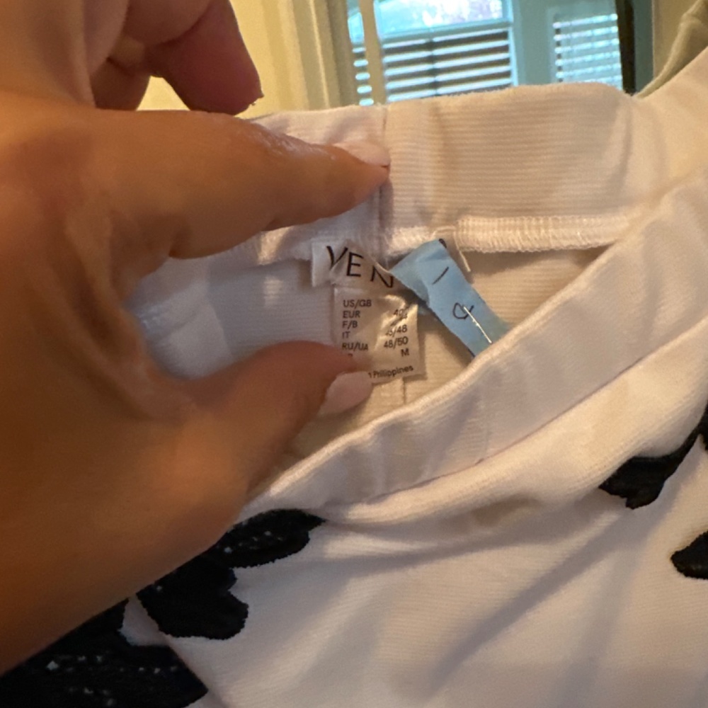 Romper - Picture 4 of 5